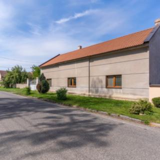 Prodej rodinného domu 146 m² Břežany I
