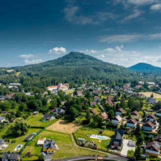 Prodej stavební parcely 1 608 m² Cvikov