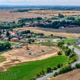 Prodej komerčního pozemku 27803 m&sup2; Zápy