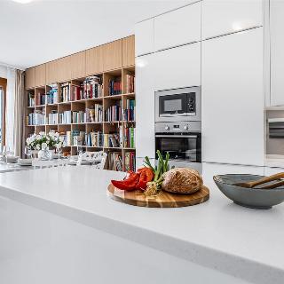 Prodej bytu 3+kk 76 m² Praha, Československého exilu