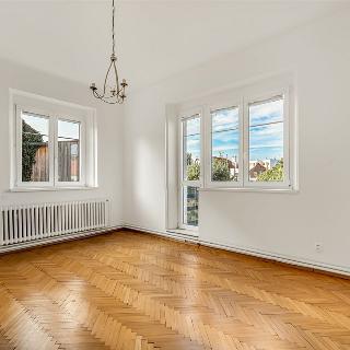 Prodej bytu 3+kk 94 m² Praha, Ořechová