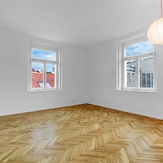 Prodej bytu 2+1 85 m² Praha, Malá Štěpánská