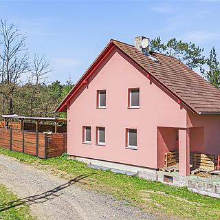 Prodej rodinného domu 144 m&sup2; Trhový Štěpánov