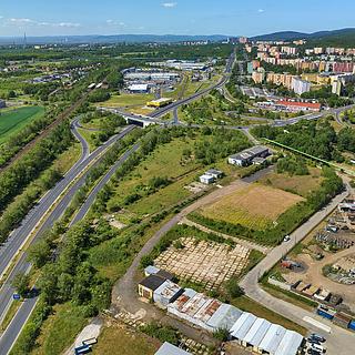 Prodej komerčního pozemku 10103 m² Jirkov