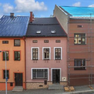 Prodej rodinného domu 170 m&sup2; Štíty