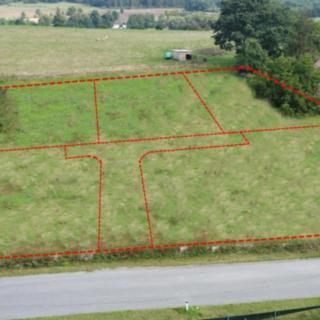 Prodej stavební parcely 5184 m² Pečice
