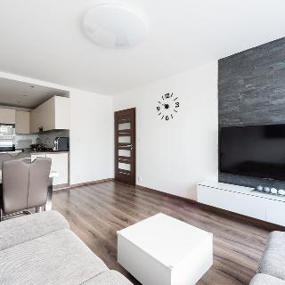 Prodej bytu 3+kk 68 m² Praha, Janovská