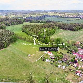 Prodej stavební parcely 1 700 m² Čížkrajice, 