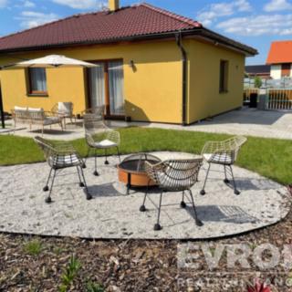 Prodej rodinného domu 98 m² Bavoryně U Vodojemu