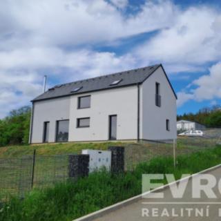 Prodej rodinného domu 147 m² Knovíz, Na Hrudném