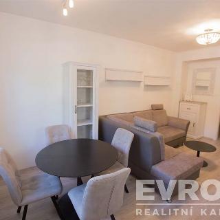 Prodej bytu 2+kk 42 m² Praha, Ruská