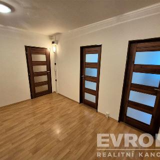 Prodej bytu 3+1 84 m² Praha, Mazancova