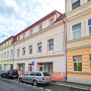 Pronájem bytu 3+1 60 m² Teplice, Brožíkova