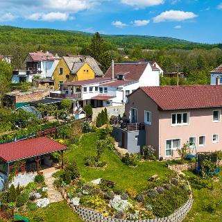 Prodej rodinného domu 117 m² Košťany, Na Hampuši