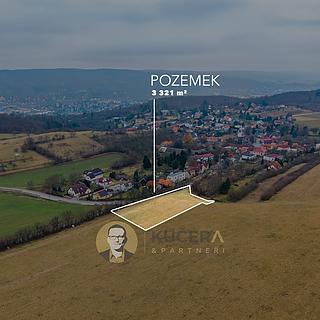 Prodej stavební parcely 3321 m&sup2; Vonoklasy