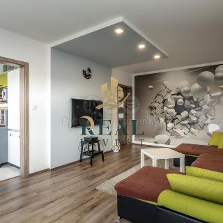 Pronájem bytu 3+1 77 m² Chomutov