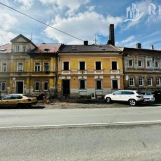 Prodej rodinného domu 394 m² Loket