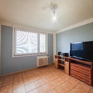 Pronájem bytu 1+kk a garsoniéry 22 m² Chomutov, Kostnická