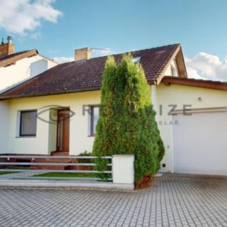 Prodej rodinného domu 265 m&sup2; Roudné