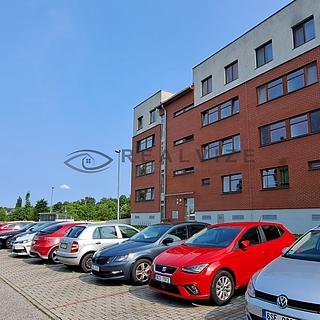 Pronájem bytu 3+kk 84 m&sup2; České Budějovice