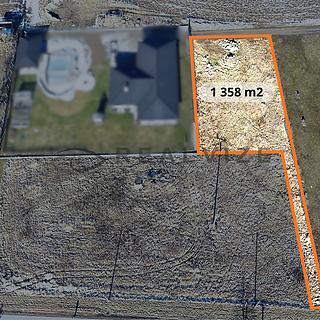 Prodej stavební parcely 1358 m&sup2; Lišov