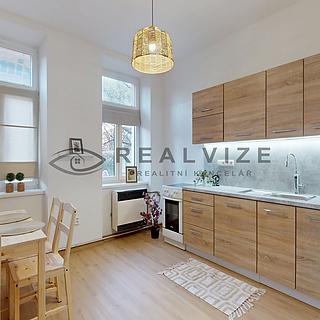 Pronájem bytu 2+kk 50 m&sup2; České Budějovice