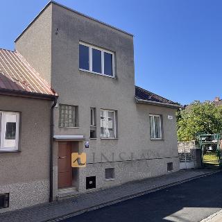 Prodej rodinného domu 87 m² Kroměříž, Školní