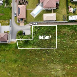 Prodej stavební parcely 845 m² Veselá