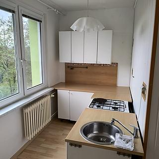 Pronájem bytu 2+1 47 m&sup2; Třebíč