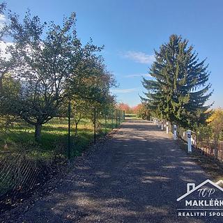 Prodej stavební parcely 827 m&sup2; Kolín