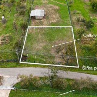 Prodej stavební parcely 651 m&sup2; Újezdec