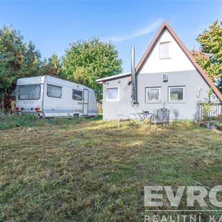 Prodej chaty 42 m² Hradec Králové