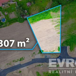 Prodej stavební parcely 1307 m² Rokytno