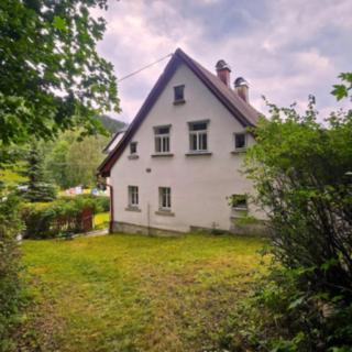 Prodej rodinného domu 200 m² Desná, Polubenská