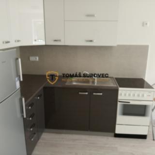 Pronájem bytu 1+kk, garsoniery 29 m² Zlín