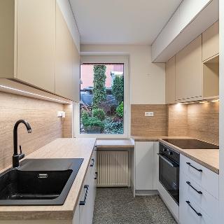 Pronájem rodinného domu 96 m² Zlín, třída Tomáše Bati