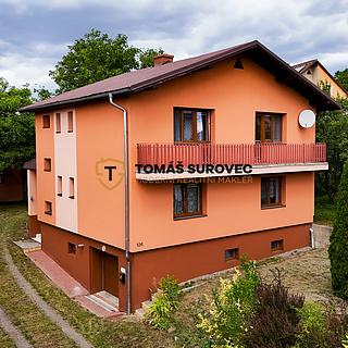 Prodej rodinného domu 265 m&sup2; Tichov