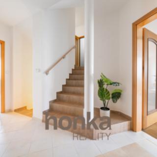 Prodej rodinného domu 354 m&sup2; Praha