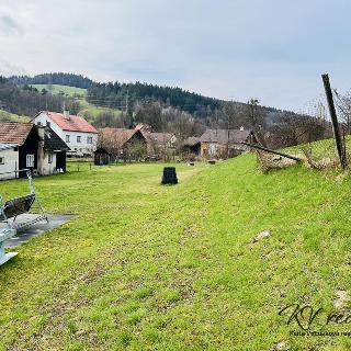 Prodej stavební parcely 1 609 m² Liptál