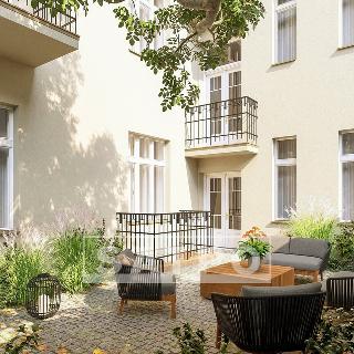 Prodej bytu 2+kk 77 m² Praha, Polská