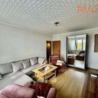 Pronájem bytu 2+1 61 m² Chomutov