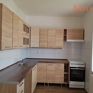Pronájem bytu 2+1 55 m&sup2; Jirkov