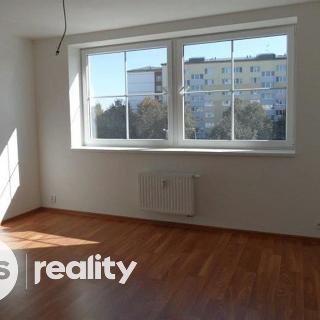 Pronájem bytu 1+kk a garsoniéry 33 m² Opava, Hálkova