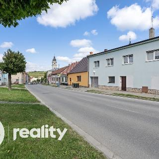 Prodej činžovního domu 450 m² Dolní Kounice, Hlavní