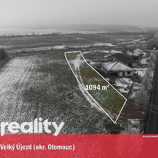 Prodej stavební parcely 1 094 m² Velký Újezd