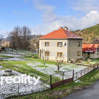 Prodej rodinného domu 83 m² Huslenky