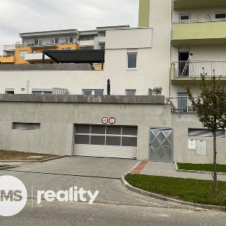 Prodej parkovacího místa 15 m² Brno, Chvalovka