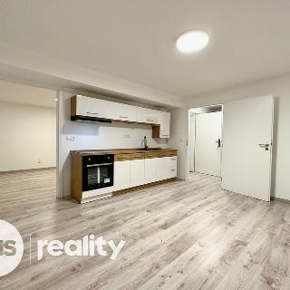 Prodej bytu 2+kk 45 m² Opava, Resslovo nábřeží