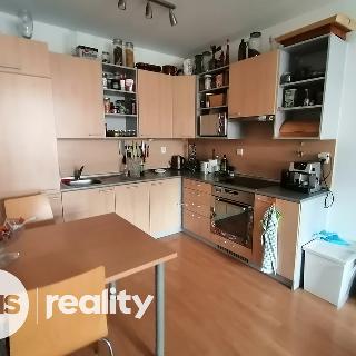 Pronájem bytu 2+kk 61 m² Brno