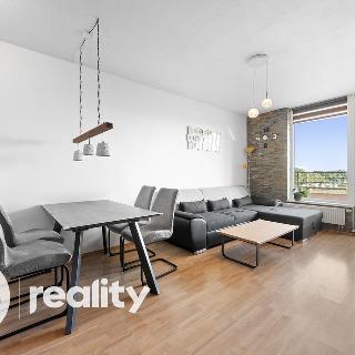 Prodej bytu 2+kk 53 m² Praha, Hnězdenská